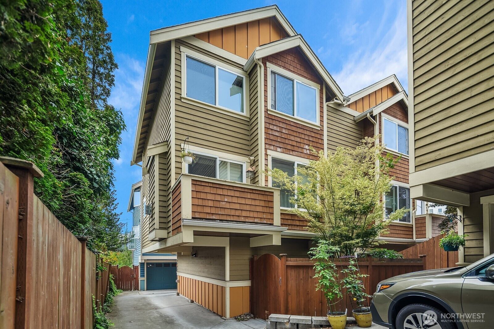 Property Photo: 10203 1st Avenue NW B WA 98177
