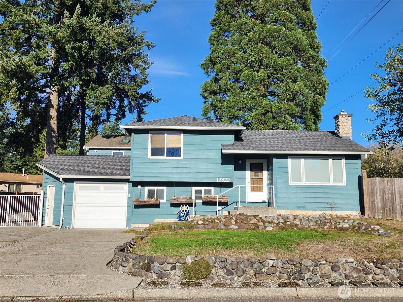 Property Photo:  12322 NE 134th Street  WA 98034 