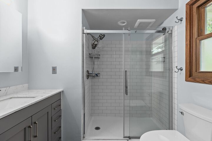 Property Photo: 832 Cambridge Court WI 54915