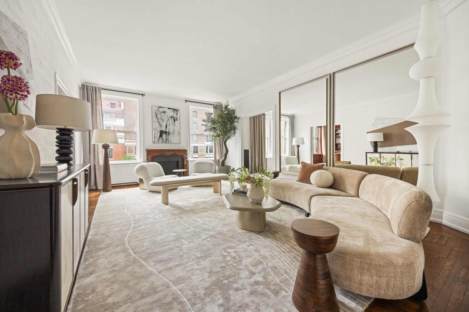 Property Photo:  565 Park Avenue 4W  NY 10065 