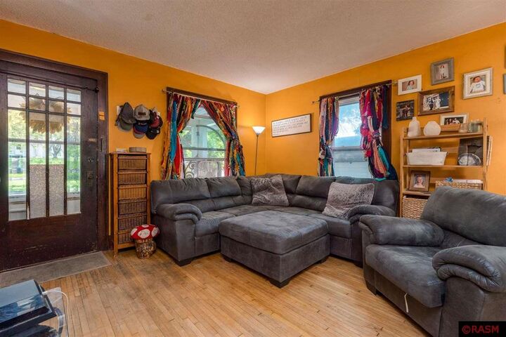 Property Photo: 808 N 4th Street MN 56001