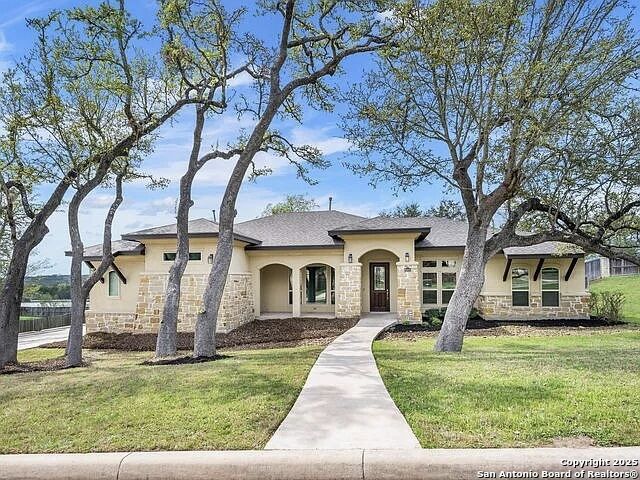 25915 Tivoli Mdw  San Antonio TX 78260 photo
