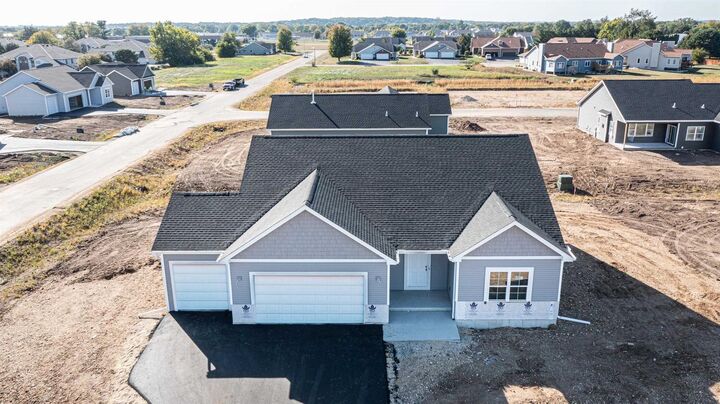 Property Photo: 1739 East Kyle Circle WI 53511