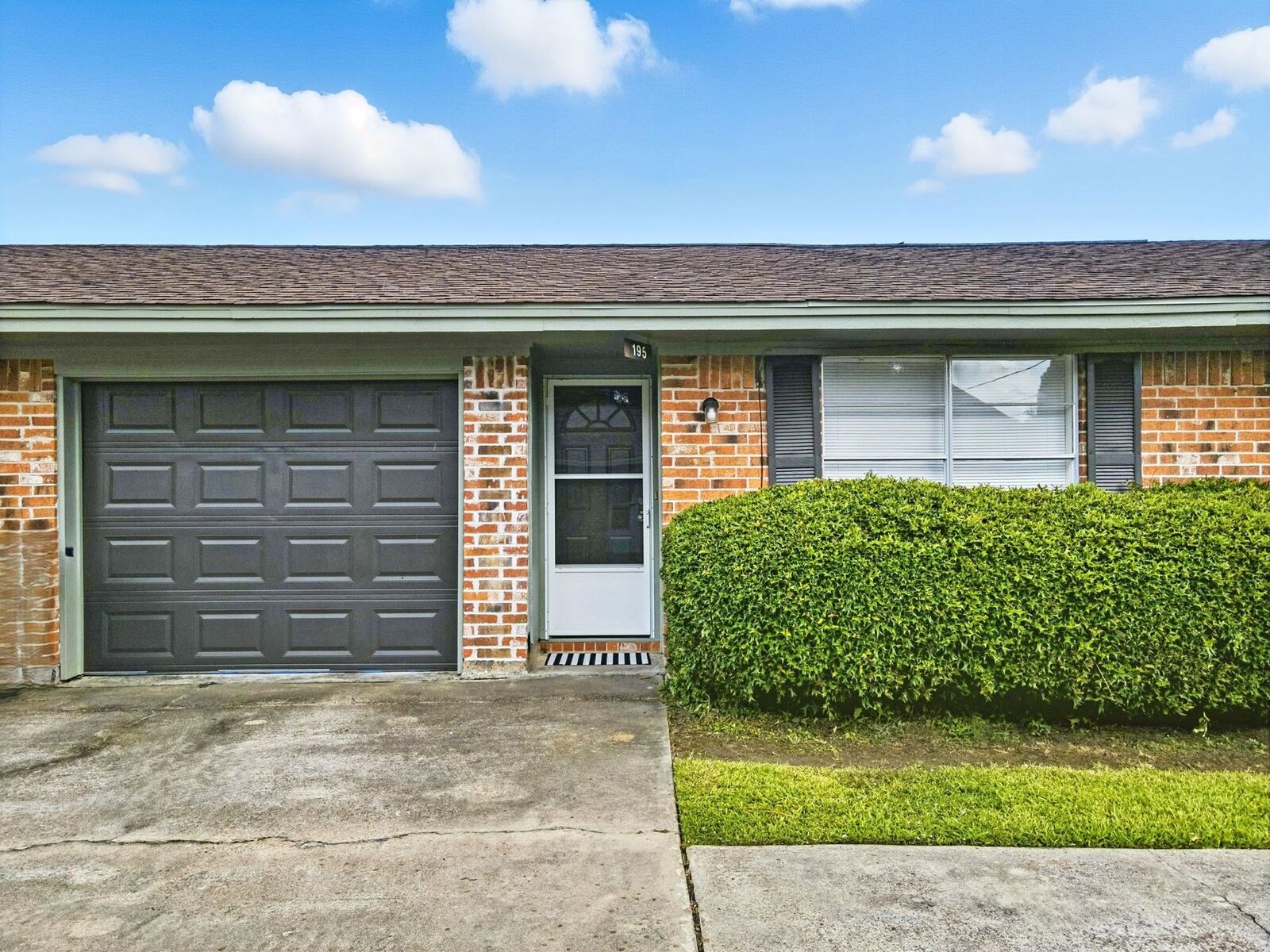 Property Photo:  195 Crepe Myrtle  TX 77611 