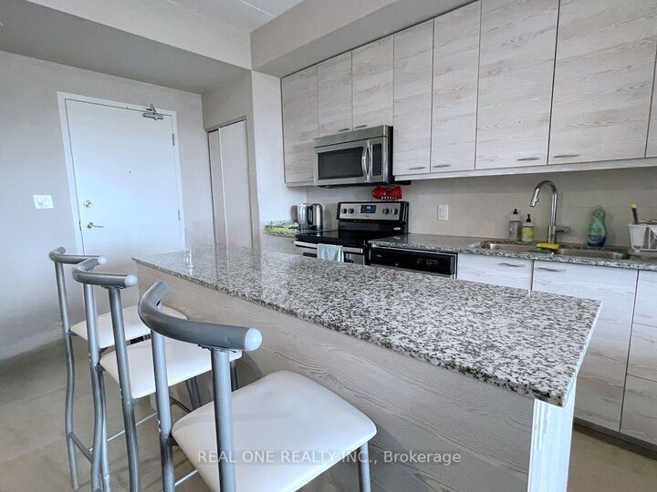 Photo de la propriété: 280 Lester Street 514 ON N2L 0G2