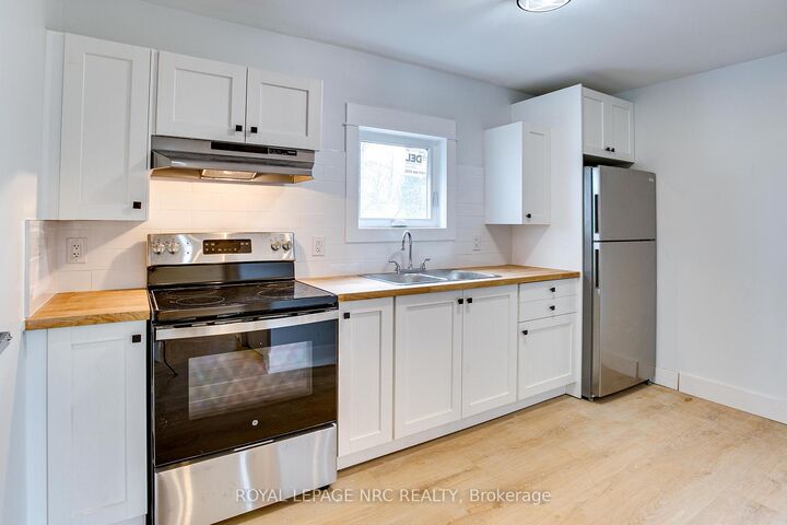 Photo de la propriété: 316 Elmwood Avenue 6 ON L0S 1B0