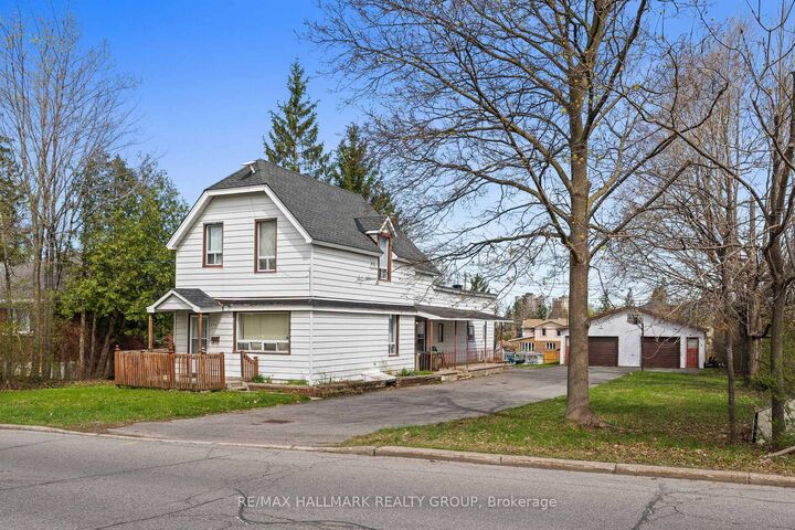 Property Photo:  279/285 Pleasant Park Road  ON K1H 5M7 