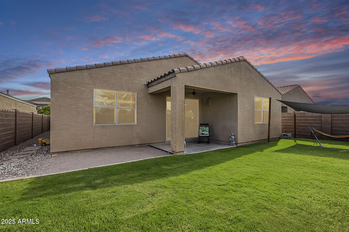Property Photo:  864 W Blue Ridge Drive  AZ 85140 