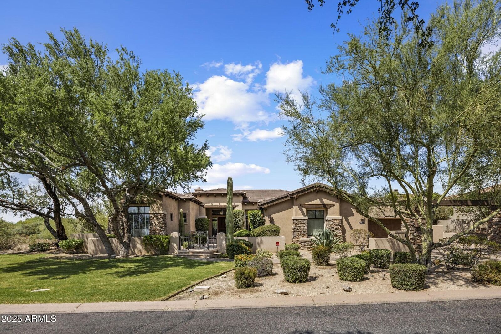 Property Photo:  9290 E Thompson Peak Parkway 110  AZ 85255 