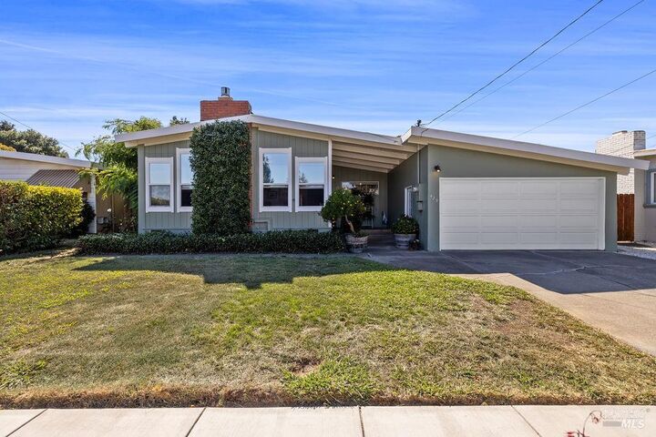 Property Photo: 429 Greenbach Street CA 94559