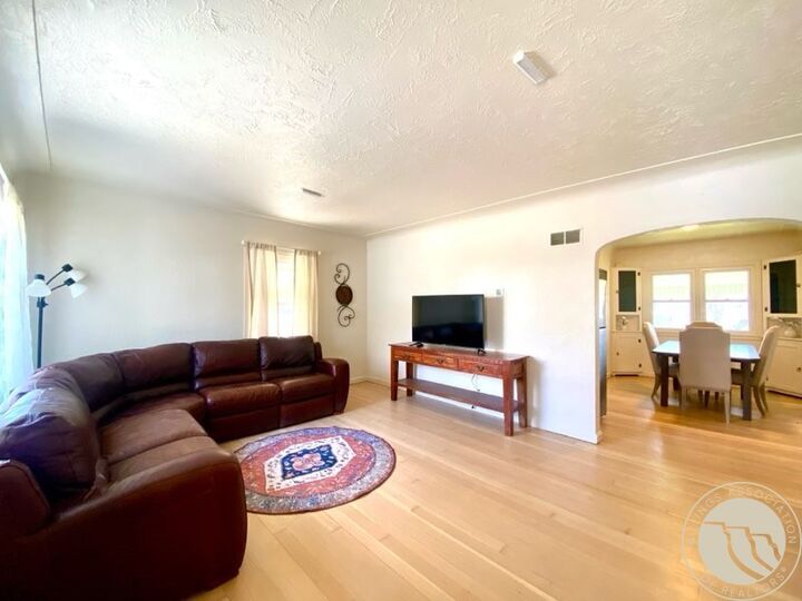 Property Photo: 1030 Yale Avenue MT 59102