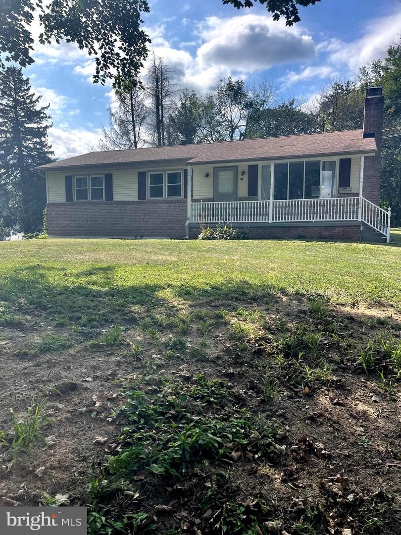 Property Photo: 104 Linden Lane PA 17236