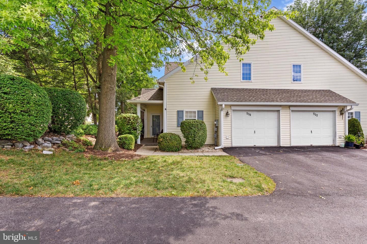 Property Photo: 530 Brighton Place PA 17055
