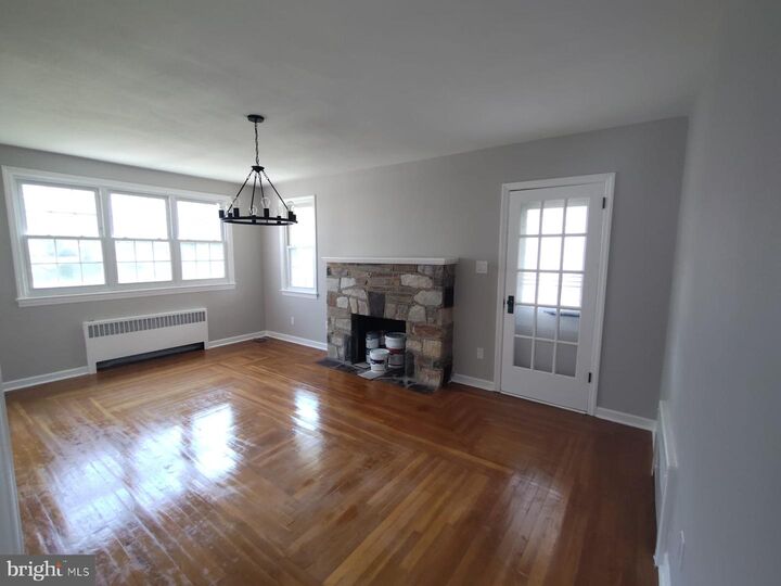 140 Gainsboro  Lawrence Township NJ 08648 photo