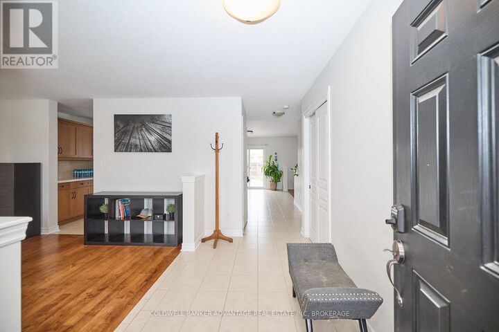Property Photo:  116 Clare Avenue  ON L3C 0B7 