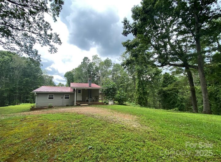 1215 W Payne Road  Marion NC 28752 photo