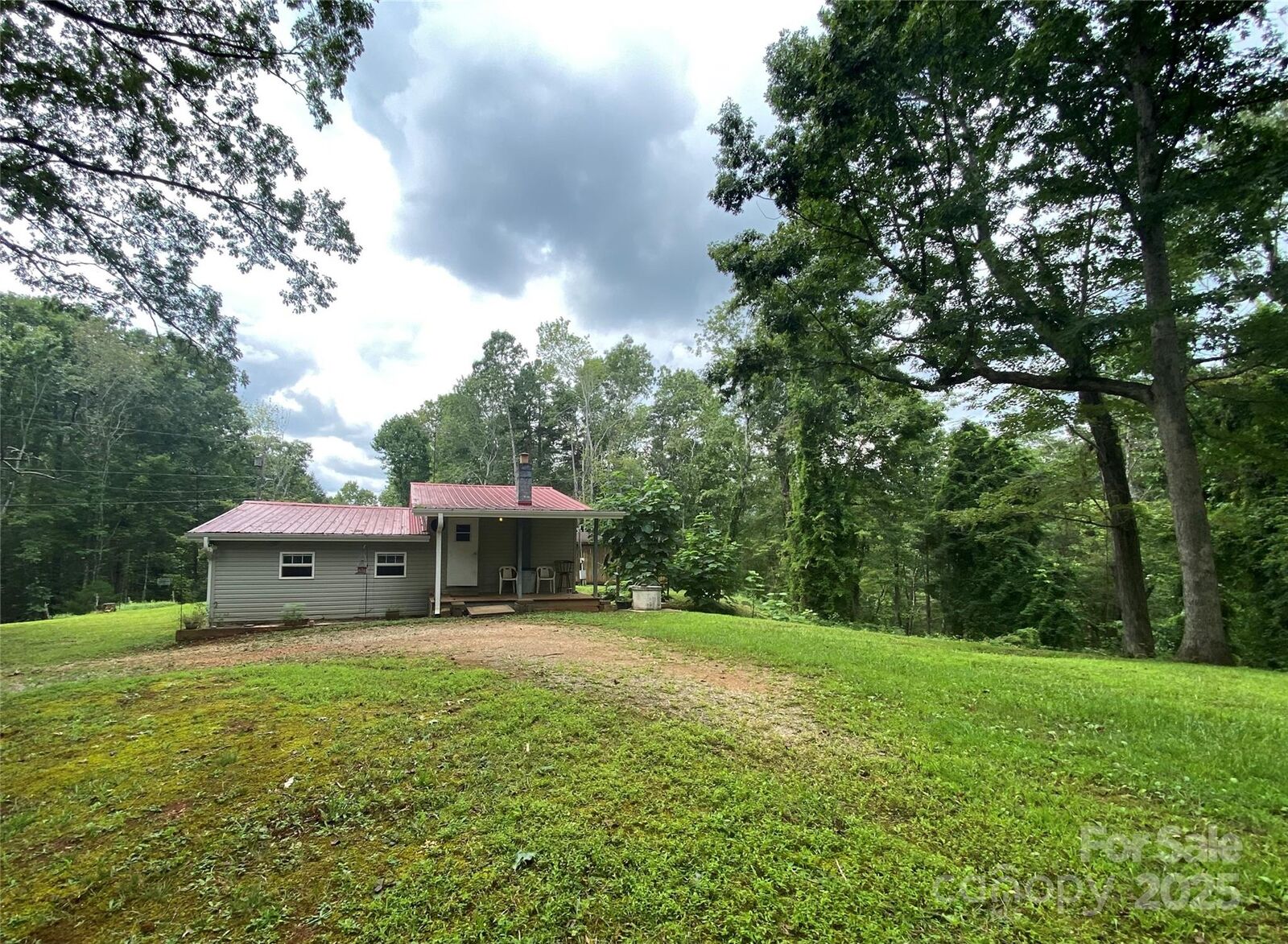 Property Photo: 1215 W Payne Road NC 28752