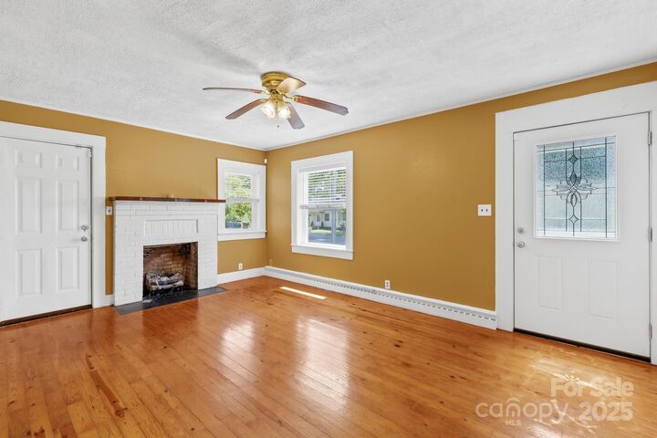 Property Photo:  320 W Bingham Street  NC 28677 