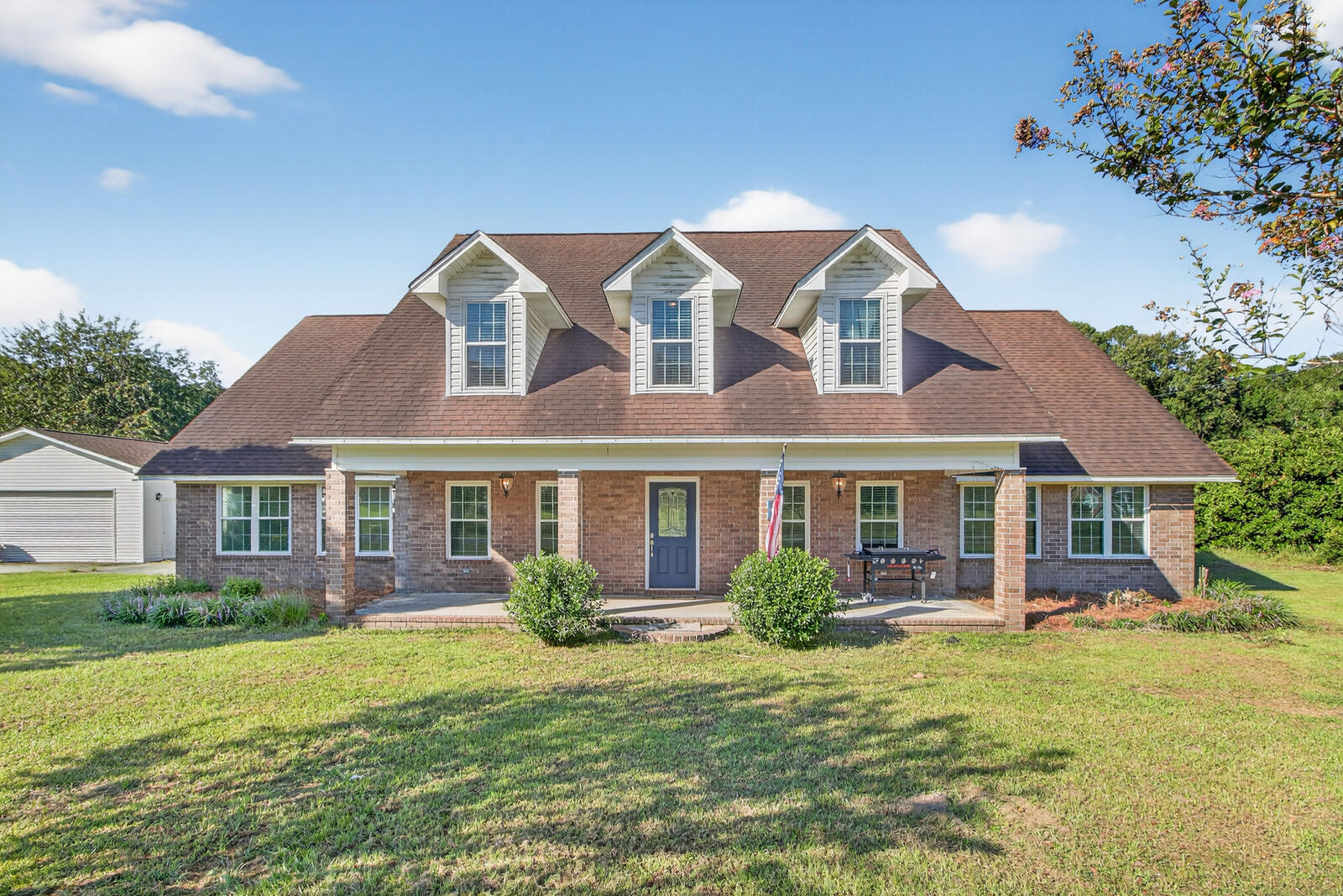 Property Photo:  142 Cloverleaf Drive  SC 29477 