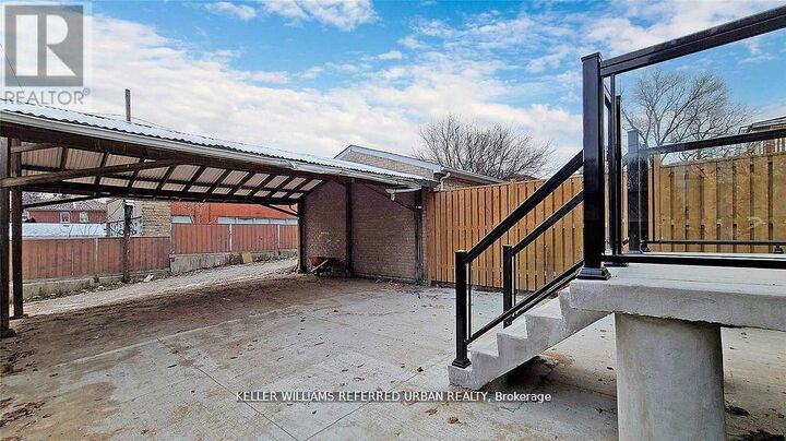 Property Photo:  783 Dufferin Street 1  ON M6H 3K8 