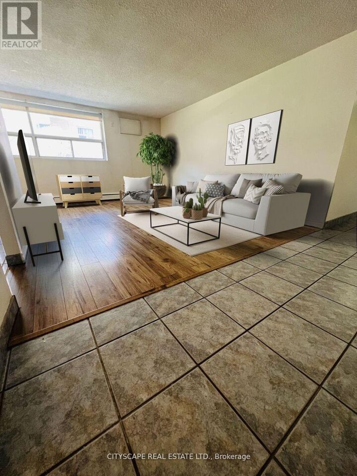Property Photo: 242 Oakdale Avenue 104 ON L2P 3K5