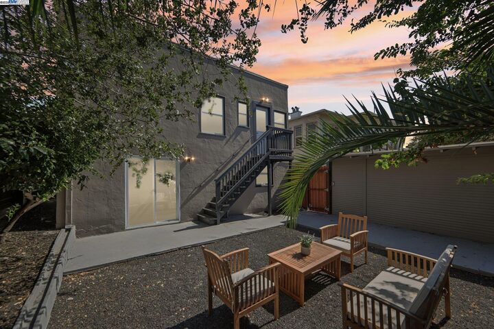 Property Photo: 2507 Maxwell Ave CA 94601