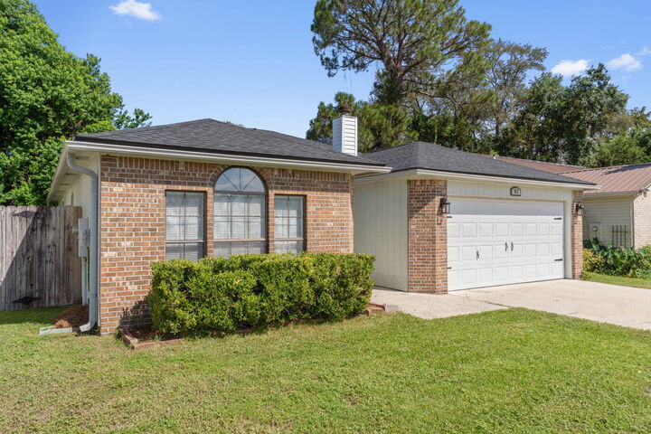 Property Photo:  51 NW Olde Cypress Circle  FL 32548 