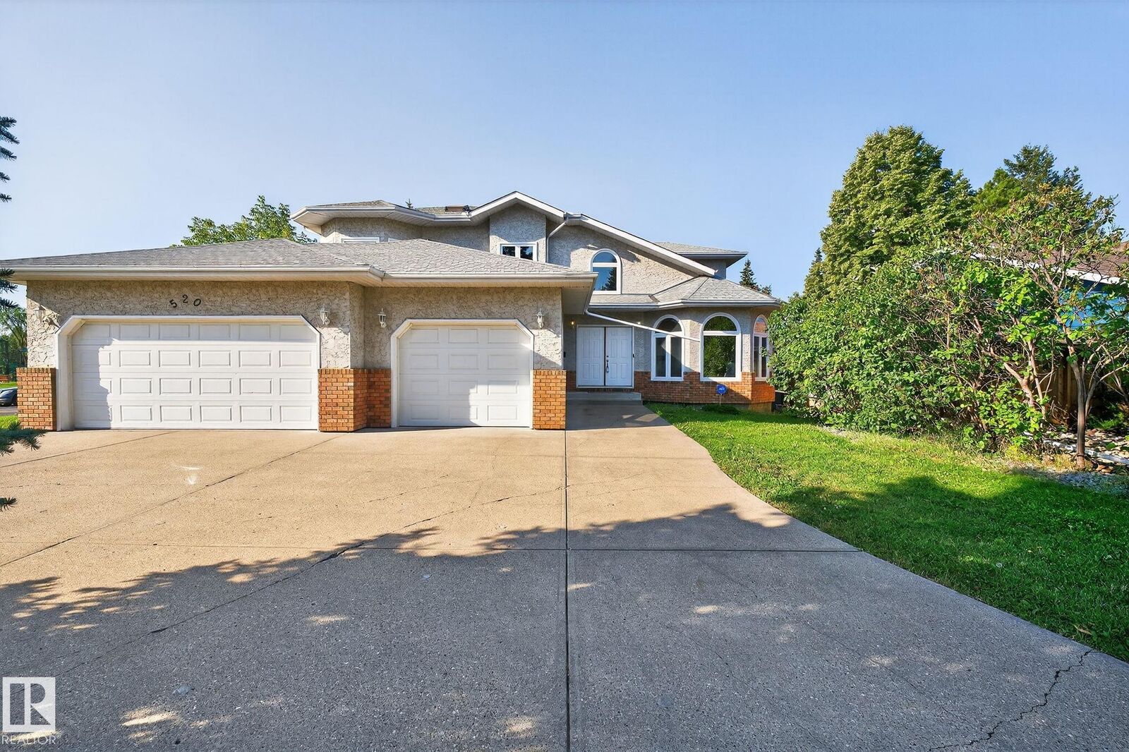 Property Photo: 520 Wolf Willow Road NW AB T5T 1E4