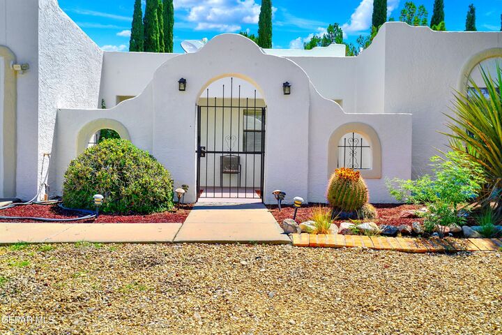Property Photo: 6541 Loma De Cristo Drive TX 79912