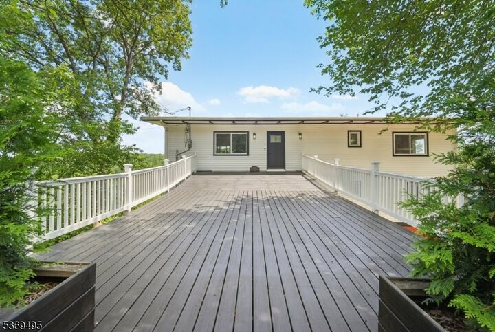 Property Photo: 49 Chilhowie Dr NJ 07405