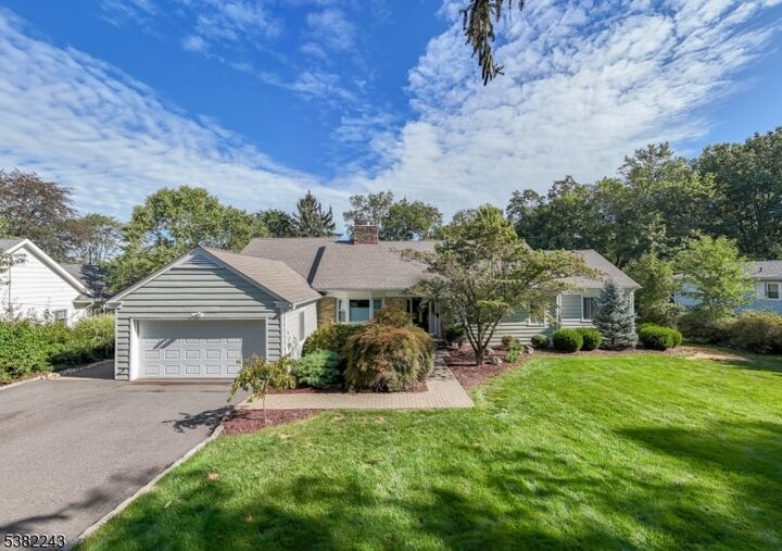 Property Photo:  115 Woodland Rd  NJ 07940 