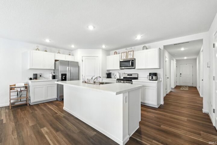 Property Photo:  5324 Tranquilo Way  IN 46818-9836 