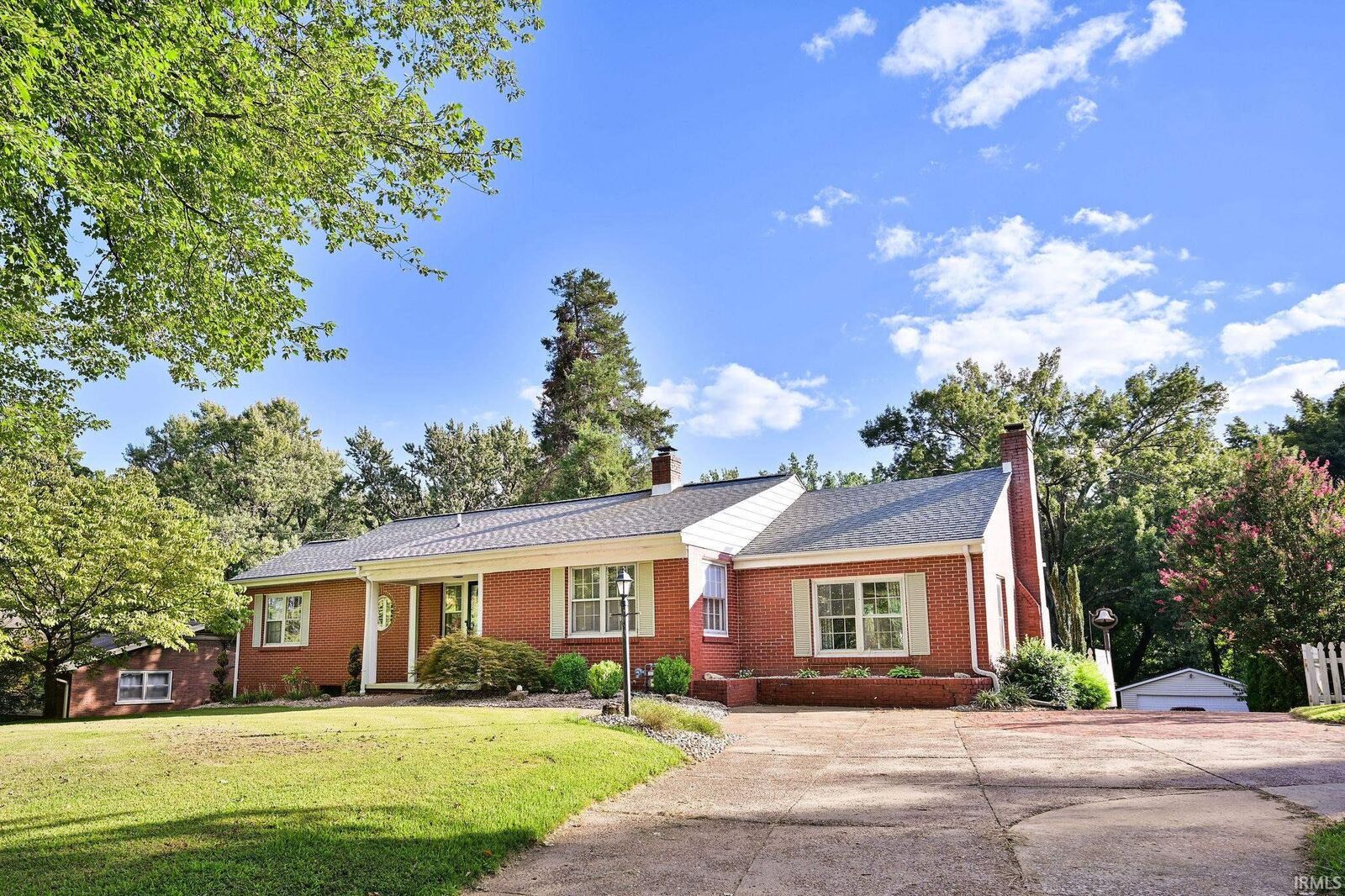 Property Photo: 6509 Newburgh Road IN 47715