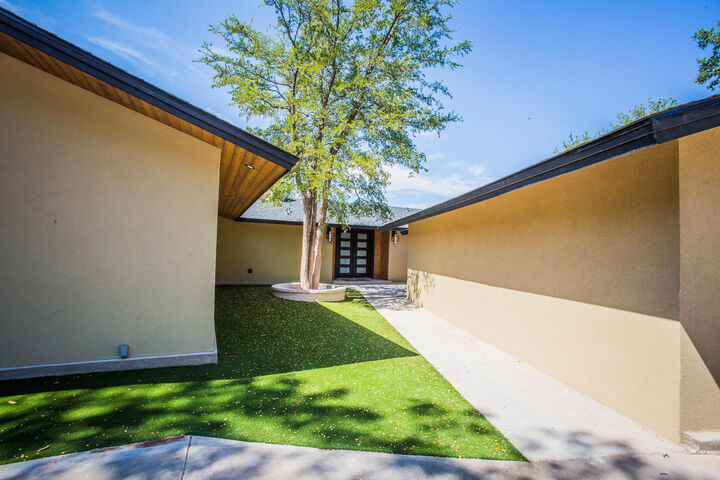 Property Photo: 25 E Lakeshore Drive TX 79366