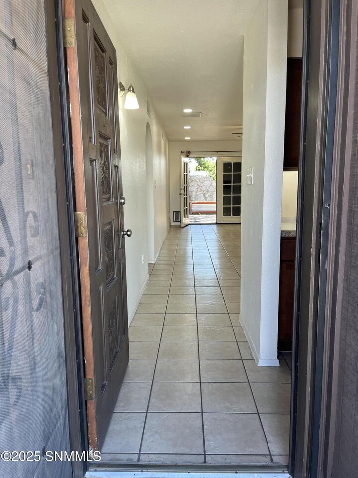 Property Photo:  1605 S Telshor Boulevard A  NM 88011 