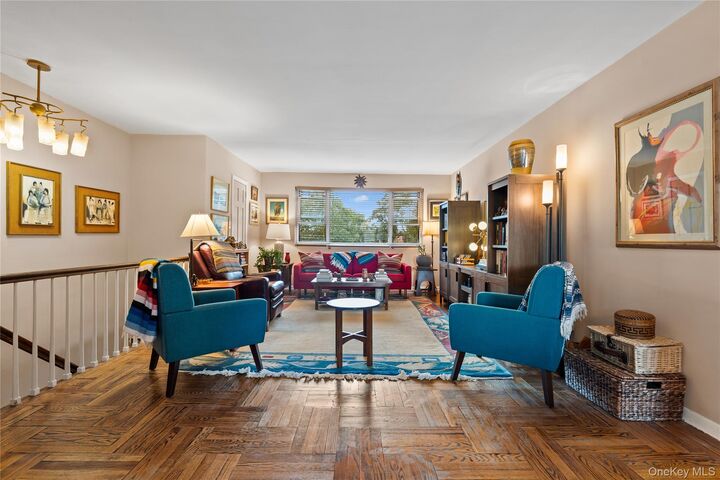 Property Photo: 147 N Broadway 2 NY 10603