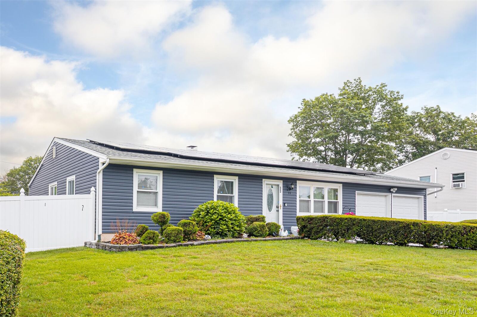 Property Photo:  33 Wilson Street  NY 11776 