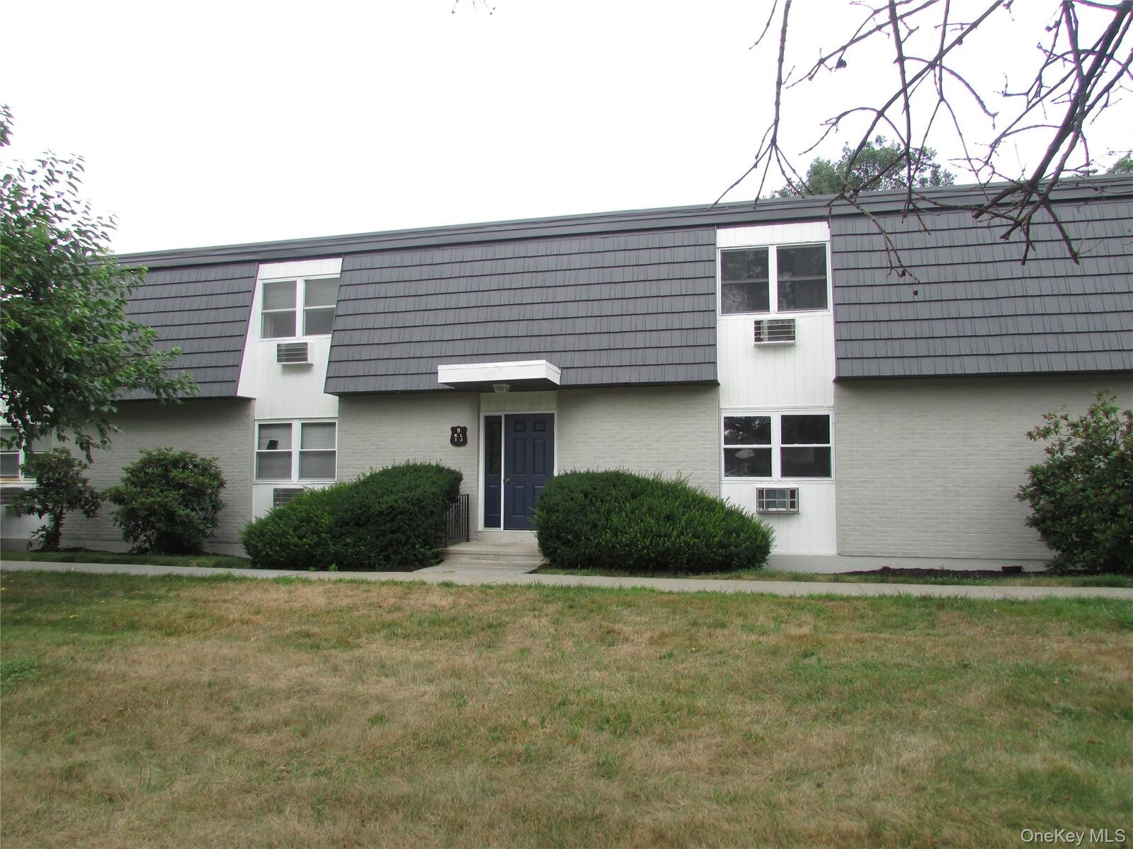 Property Photo:  9 White Gate Road J  NY 12590 