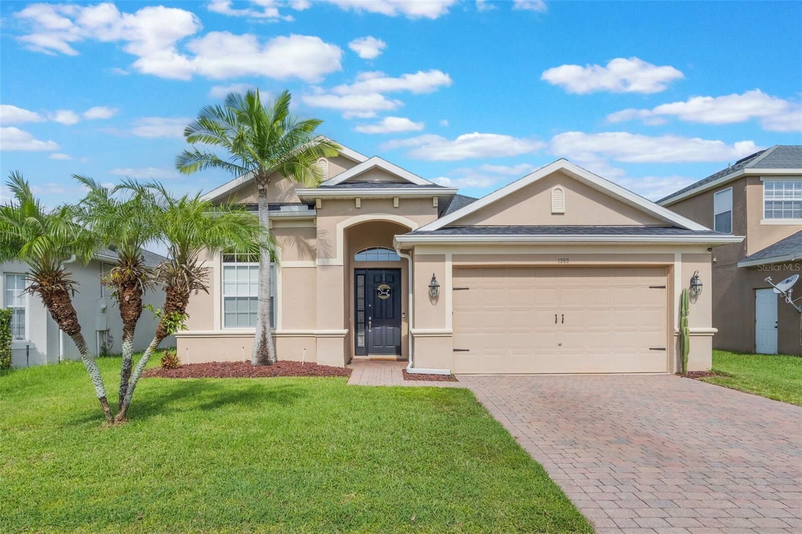 Property Photo:  1353 Periwinkle Blue Way  FL 32766 