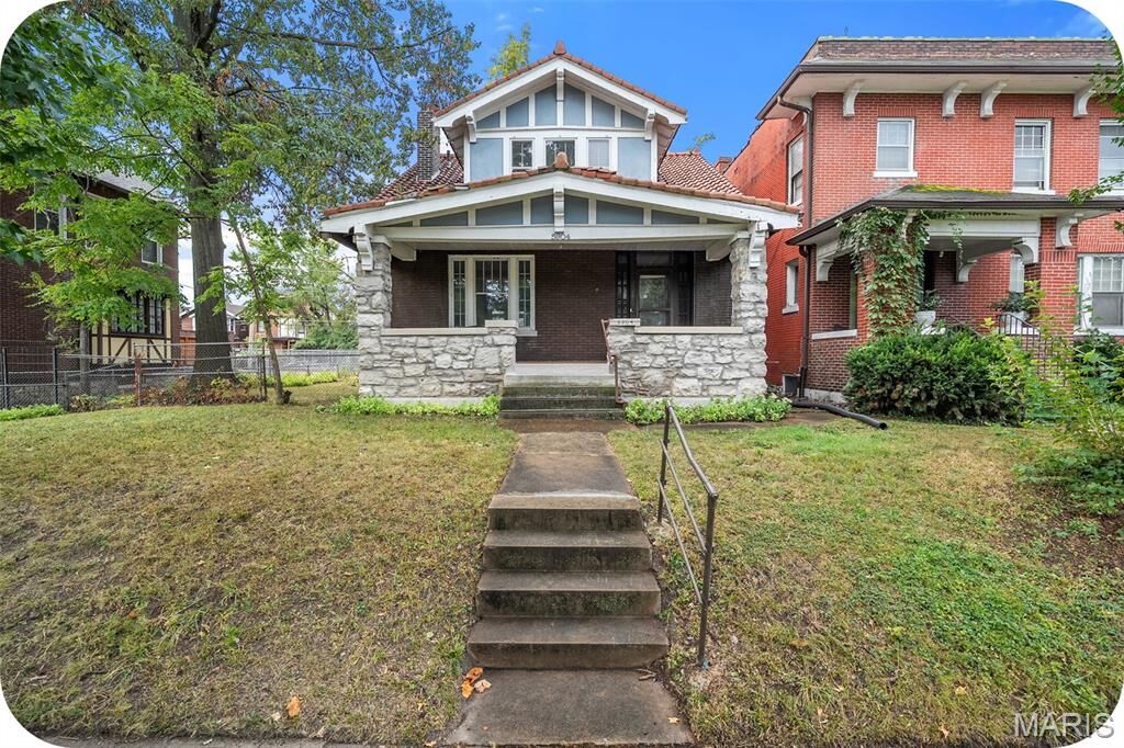 Property Photo: 5904 Waterman MO 63112