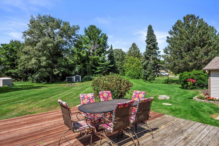 Property Photo:  W334s8031 Tolbert Ln  WI 53149 