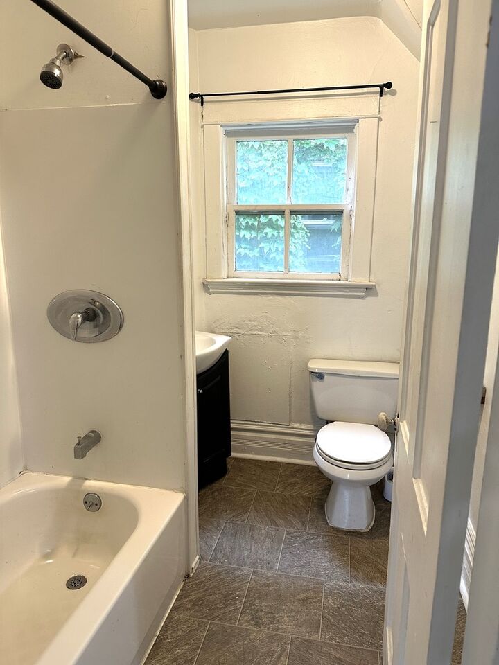 Property Photo: 318 North Street Upper IL 60120