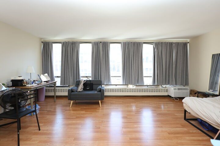 Property Photo: 1401 E 55th Street 812N IL 60615