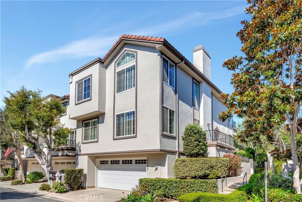 Property Photo: 19362 Maidstone Lane CA 92648
