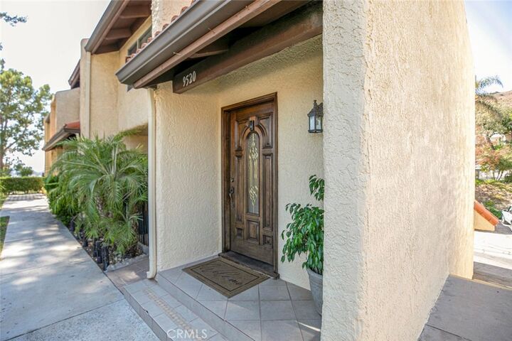 Property Photo: 9520 Via Tivoli CA 91504