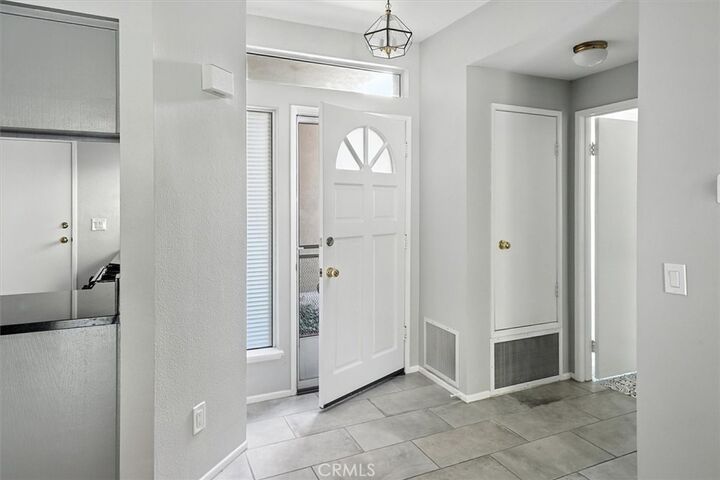 Property Photo:  23973 Arroyo Park Drive 113  CA 91355