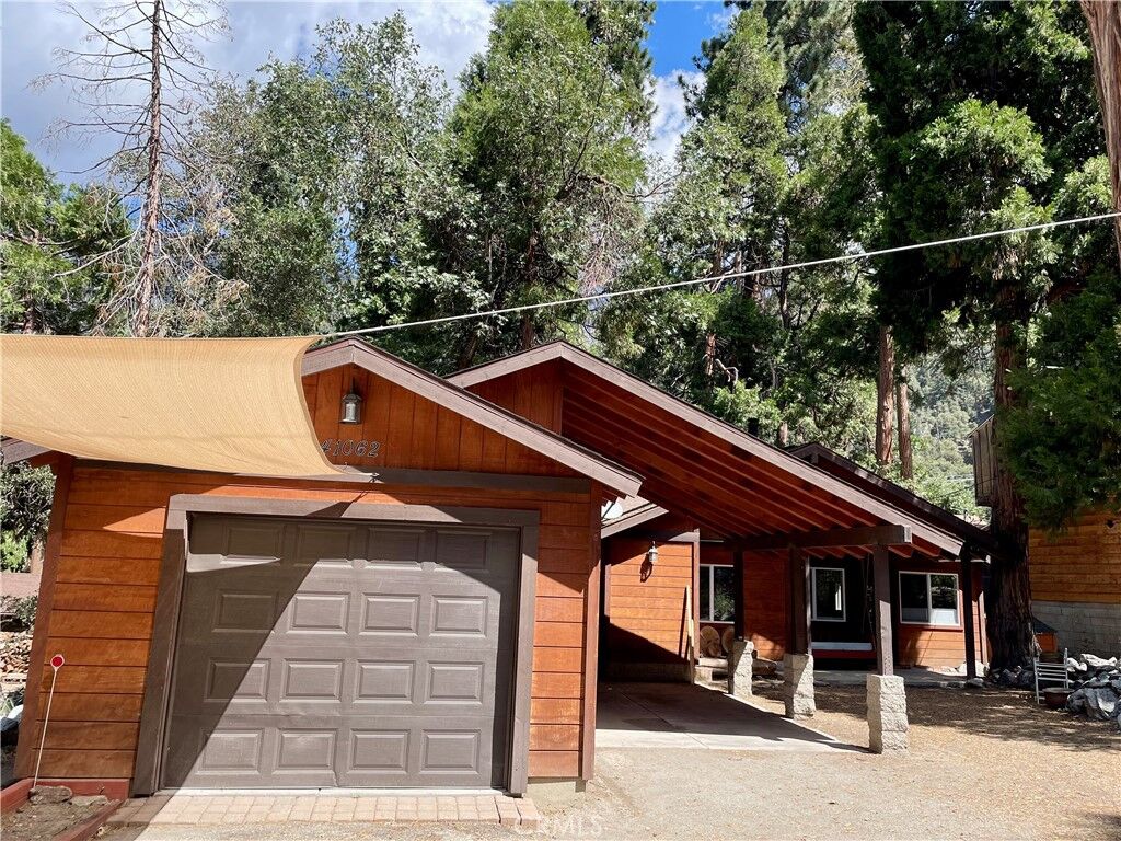 Property Photo:  41062 Pine Drive  CA 92339 