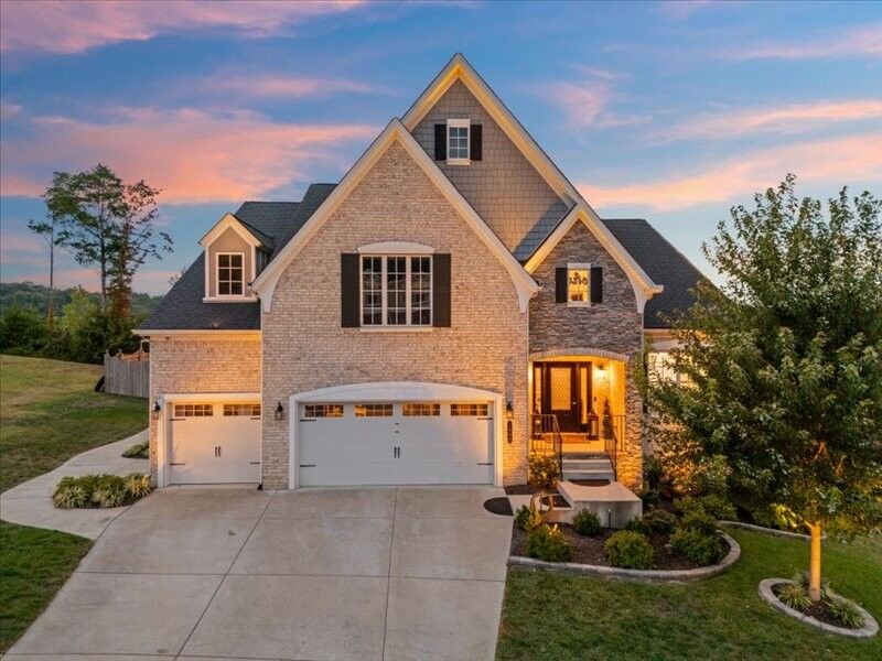 Property Photo: 1608 Lampwick Ct TN 37221