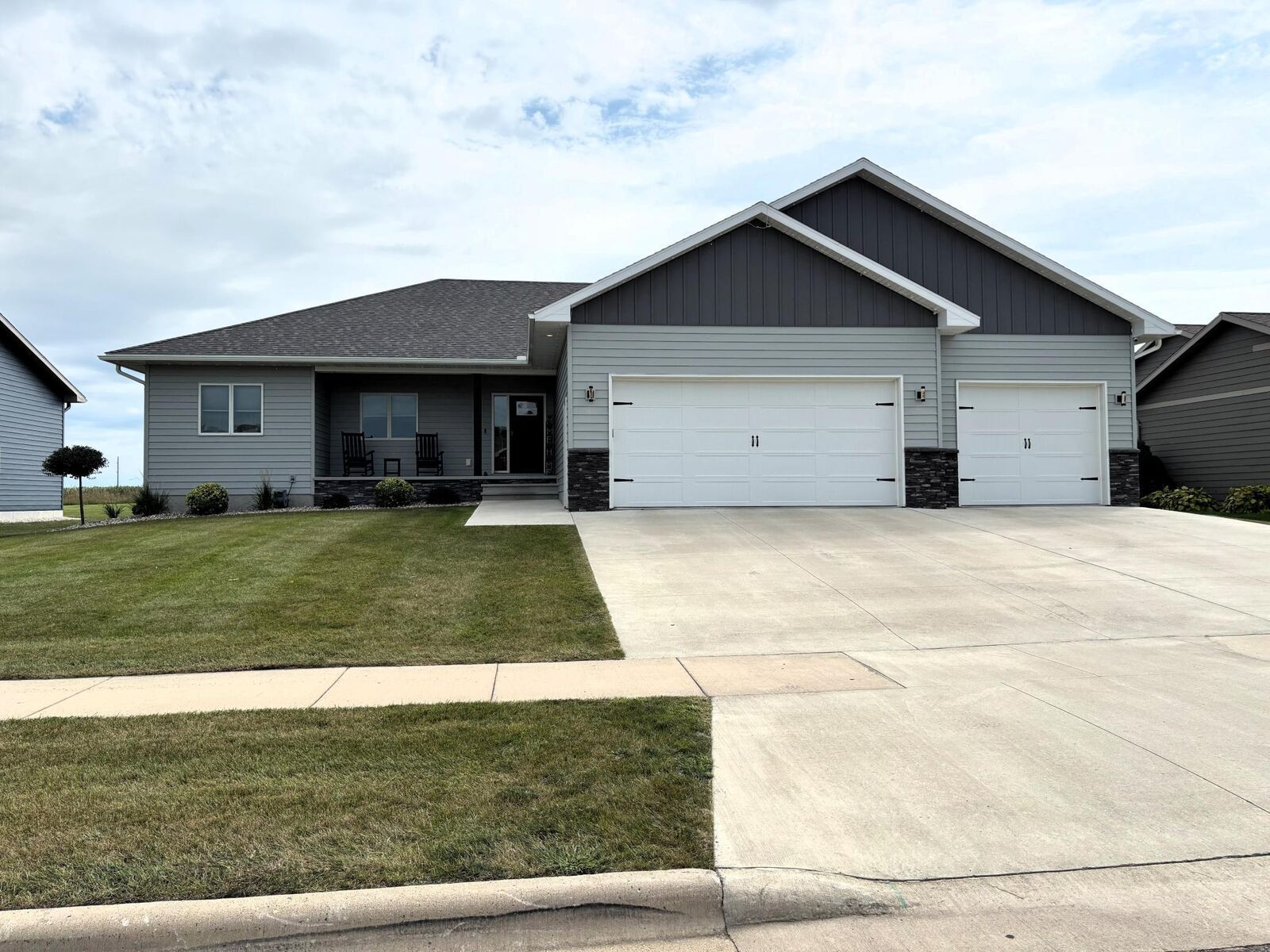 Property Photo: 1145 Horatio Street MN 56031