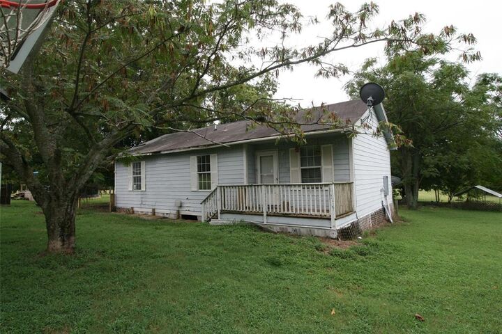Property Photo:  821 Vz County Road 1118  TX 75140 